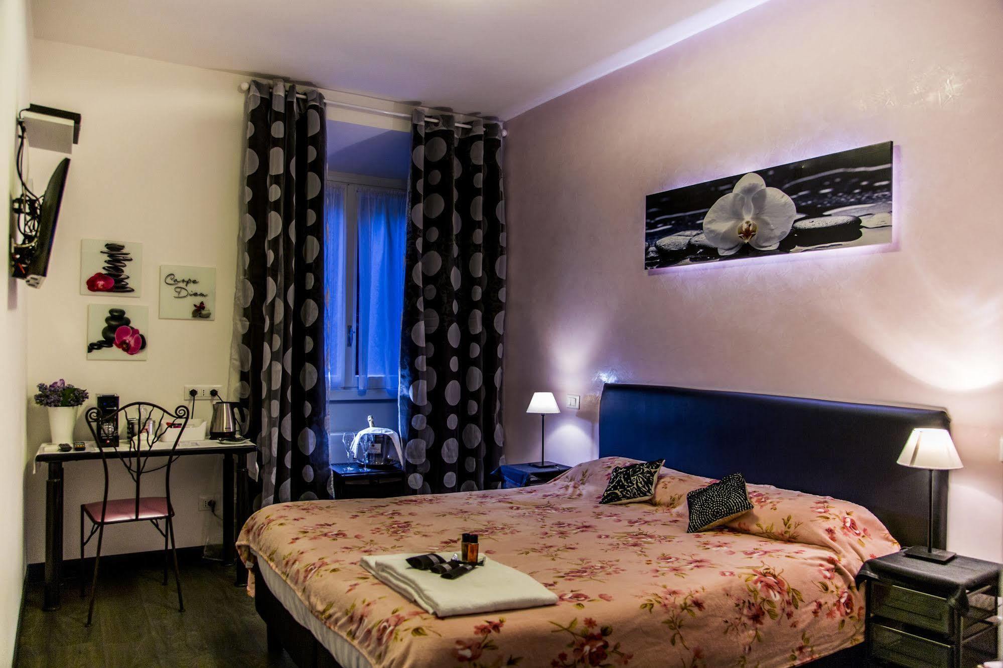 Caroline Rooms Рим Экстерьер фото
